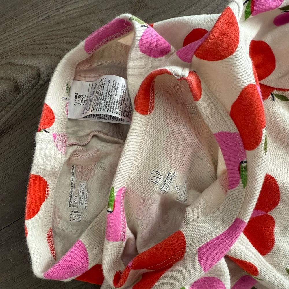 Gap Kids Girls Cotton Pajamas 5T Apple Long sleeve - Picture 3 of 3